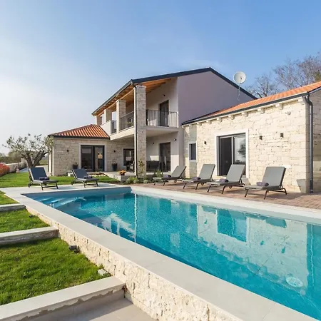 Villa Harmony Radetici